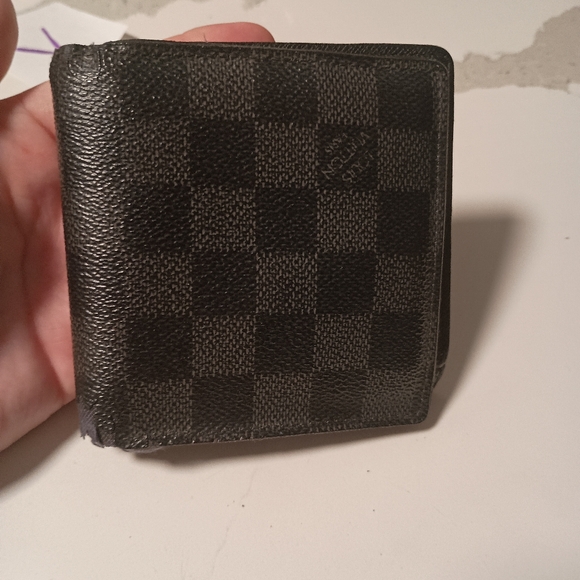 Louis Vuitton Damier Graphite Multiple Wallet - Picture 1 of 12